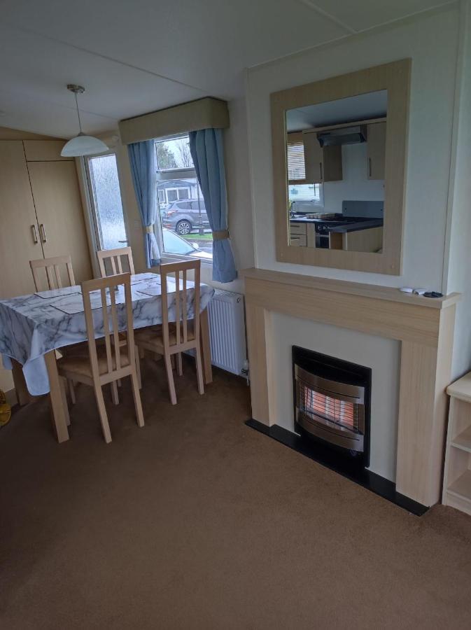Dovercourt Holiday Park Swift Johnson Low Road Harwich Essex Co12 3Tz Parkeston Экстерьер фото